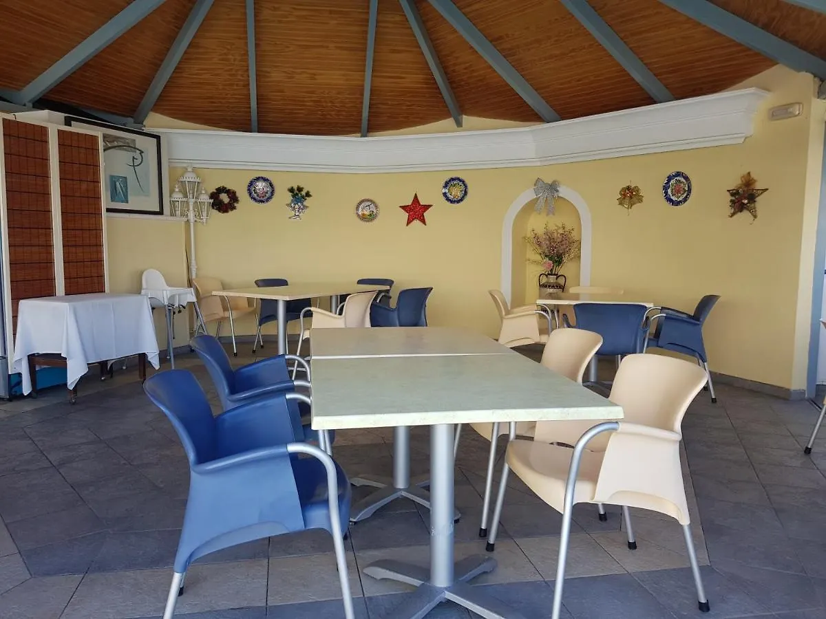 Apartment Club Atlantis Bungalow First Line Costa Adeje